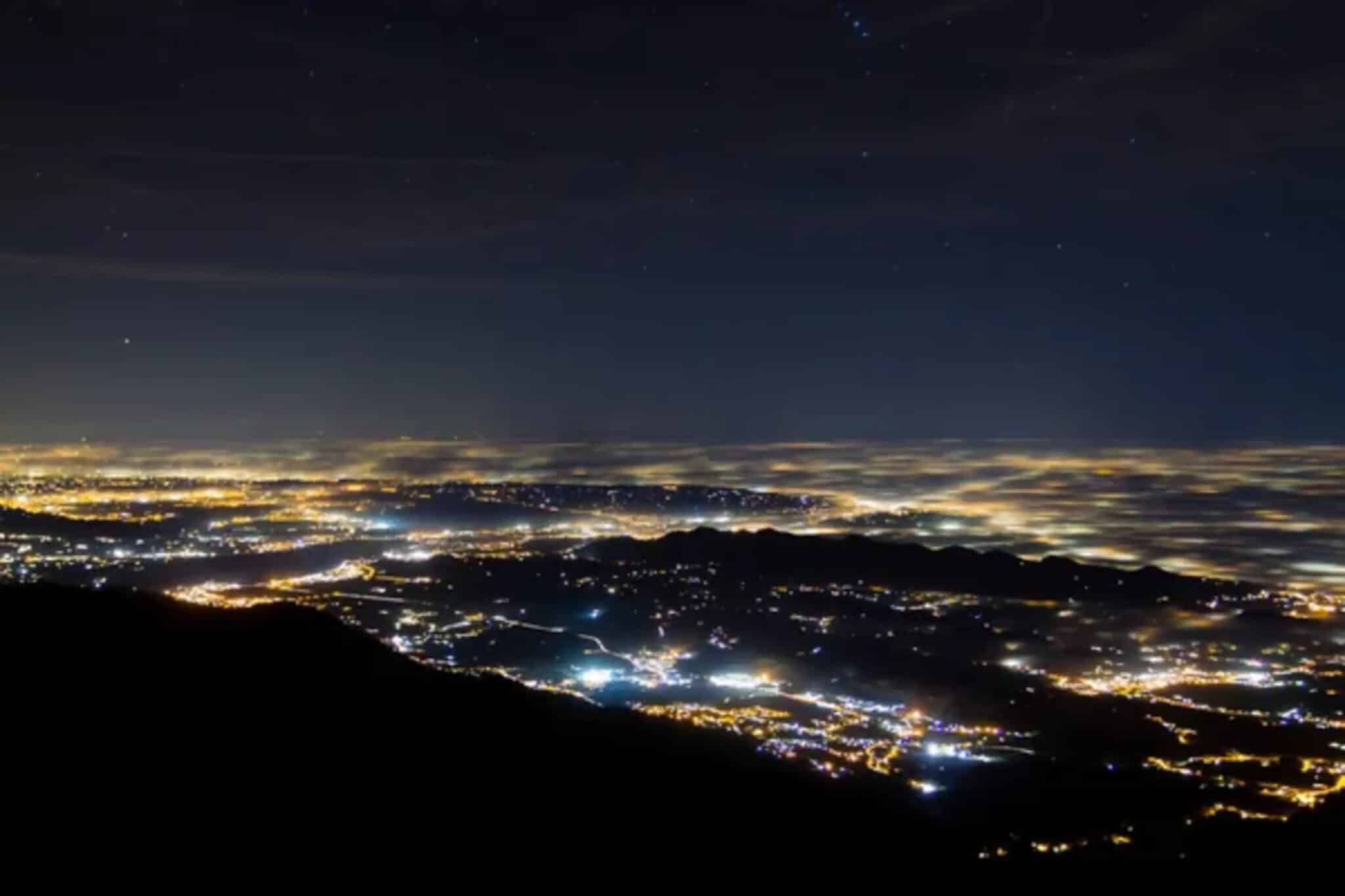 Inquinamento Luminoso Minaccia Il Cielo Notturno Cos La Noctalgia