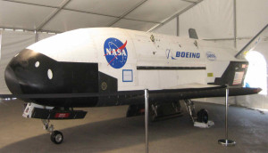 X-37B,close_up_engineering