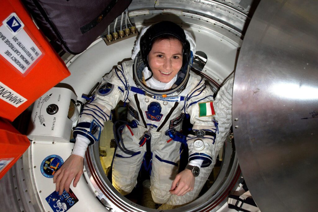 Samantha Cristoforetti sulla Stazione Spaziale Internazionale nel 2022