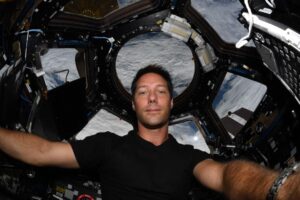 Thomas Pesquet a bordo della ISS.