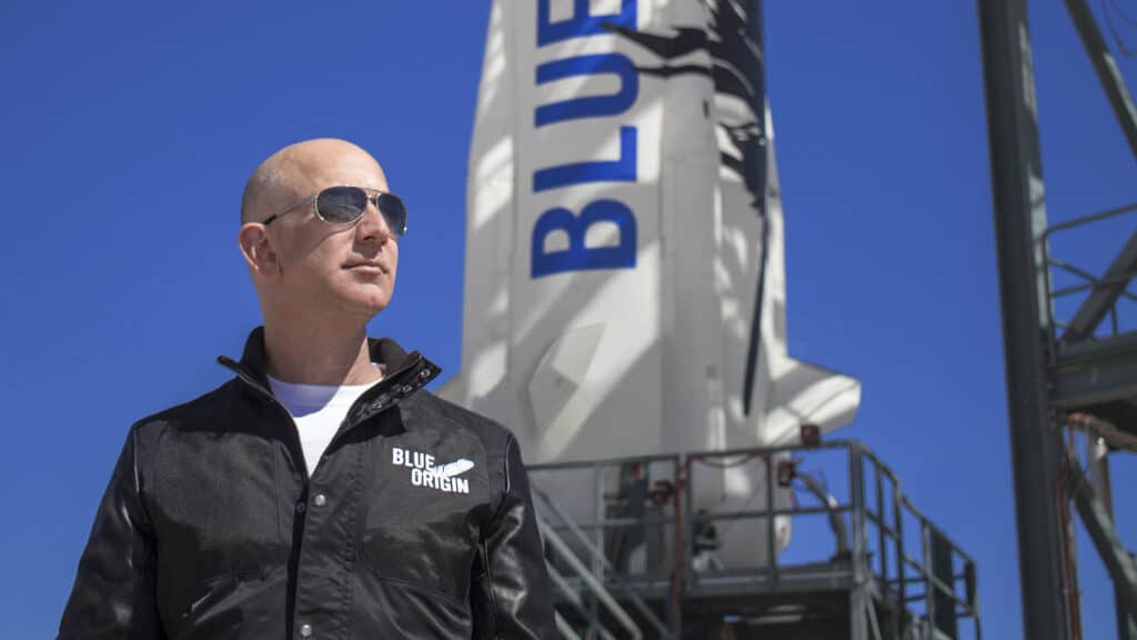 A 82 anni Wally Funk volerà con Blue Origin nel primo volo con equipaggio. L'ex aviatrice volerà insieme a Jeff Bezos e a Mark Bezos.