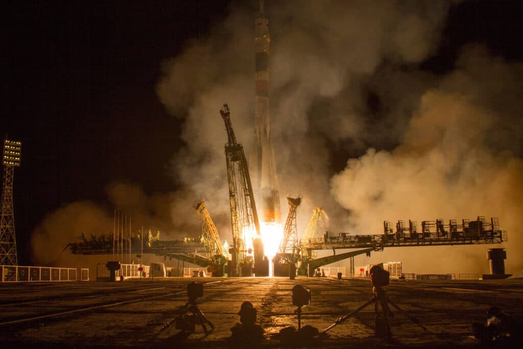 Dopo un primo momento d’incertezza, arriva la decisione nell’ambito della guerra Russia-Ucraina: l’ESA rinvia ExoMars e altri progetti.