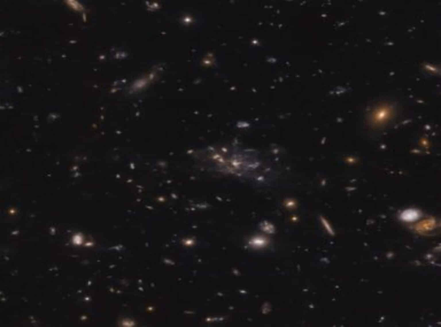 Ammasso di galassie osservata la nascita per la prima volta CUENEWS