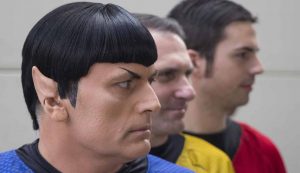 Degli attori vestiti come i personaggi di Star Trek