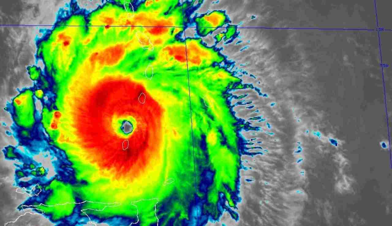 L'uragano Beryl è il più forte mai registrato così presto nell'anno: le ...