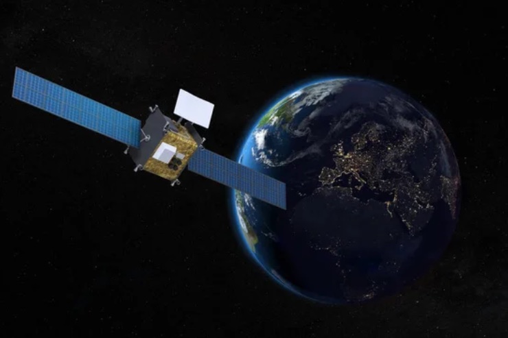 Satellite in orbita