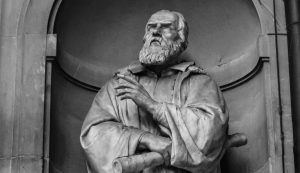 Illustrazione di una statua di Galileo galilei (Pexels FOTO) - www.aerospacecue.it